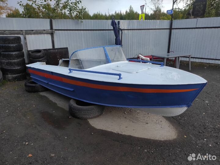 Катер Прогресс