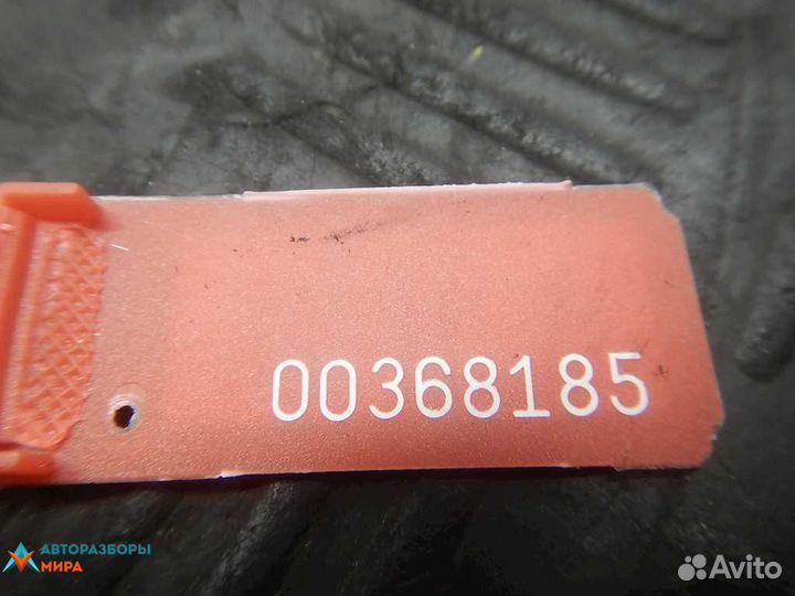 Ручка внутренняя потолочная Nissan Altima