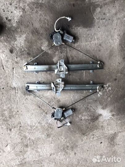 Suzuki liana стеклоподьемники