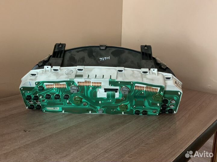 Щиток приборов Мазда 626 GE / GF