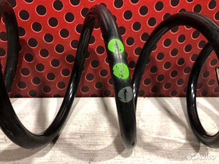 Пружина задняя Porsche Macan 95B DLZ 3.0 бензин