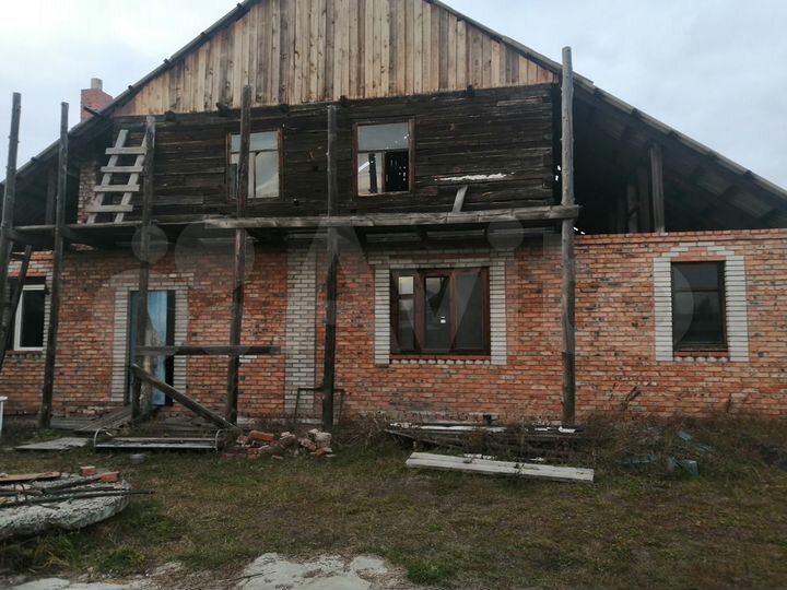 Дом 170 м² на участке 10 сот.