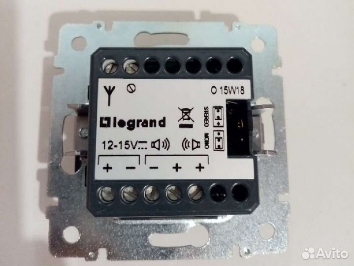 Стерео FM-тюнер Valena-Legrand