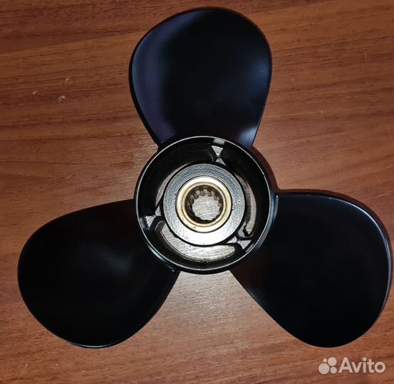 Винт Mercury 25-70 (3x10x17)