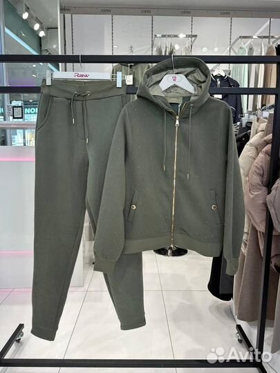 Спортивный костюм новый Турция