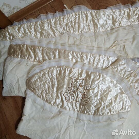 Бортики на кроватку