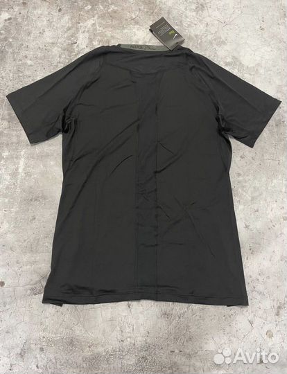 Футболка Nike рашгард короткий рукав