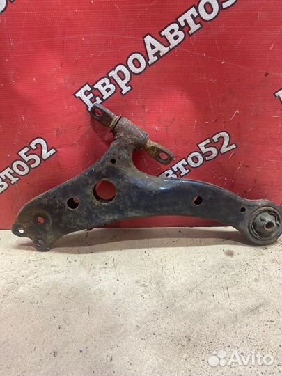 Рычаг подвески нижний передний левый Toyota Camry