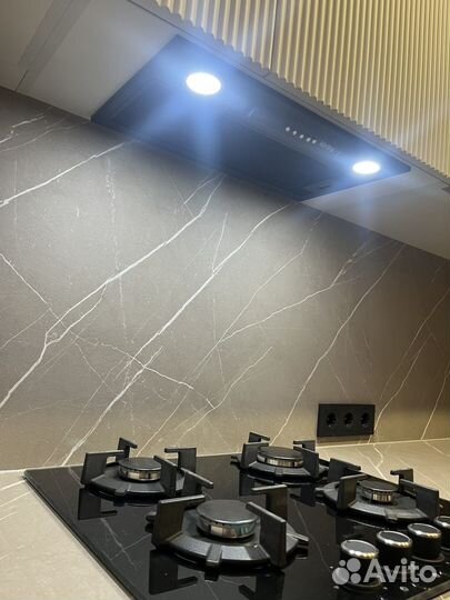 Встраиваемая газовая панель Korting HGG 6420 CN