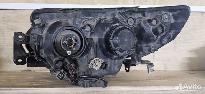 Фара правая subaru forester sg