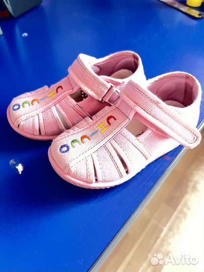 Сандалии для девочки в садик 24