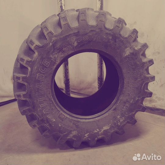 30.5L-32 Alliance 349 16PR TL
