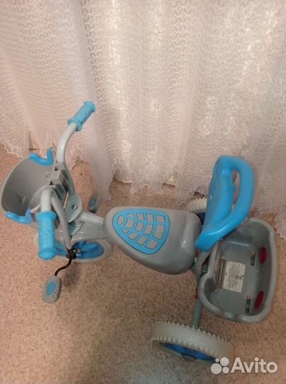 Детский трехколесный велосипед