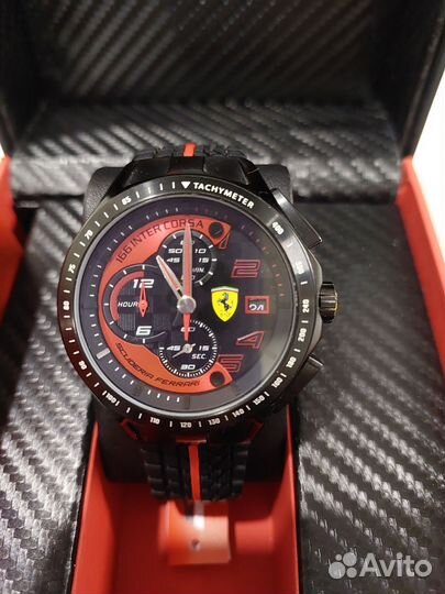 Часы scuderia ferrari