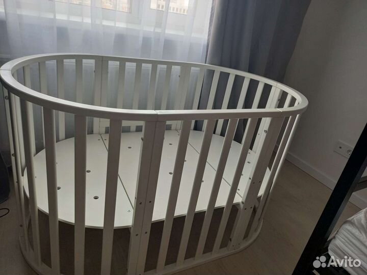 Детская кровать трансформер с маятником