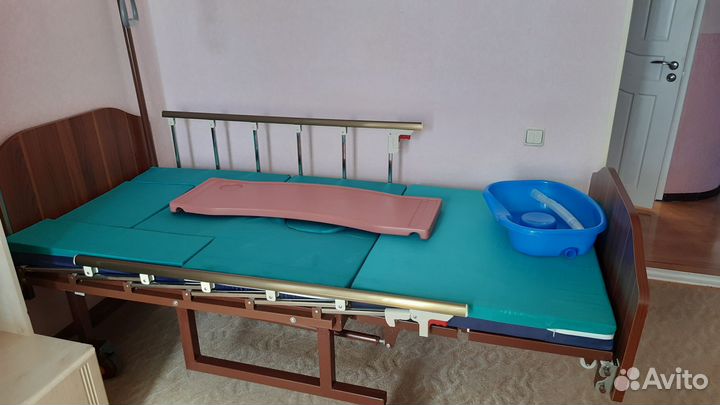 Медицинская кровать MET remeks