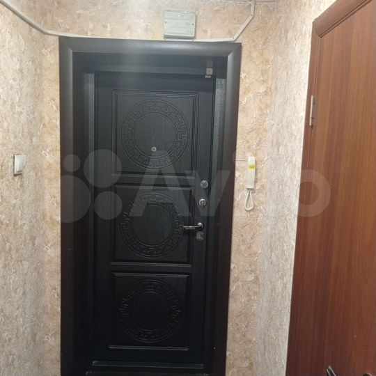 2-к. квартира, 43 м², 3/5 эт.