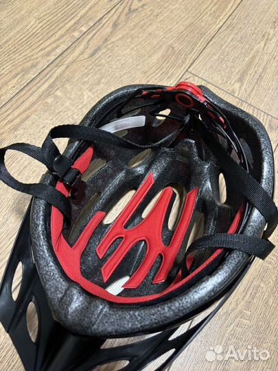 Шлем спортивный (защитный) велосипедный