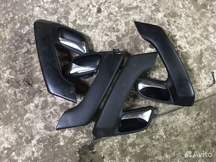 Внутренние дверные ручки volkswagen polo