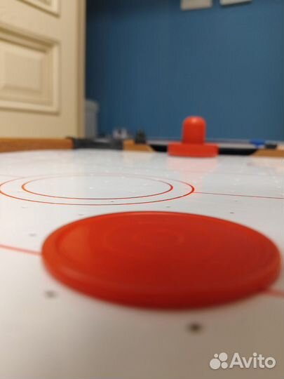 Настольный аэрохоккей