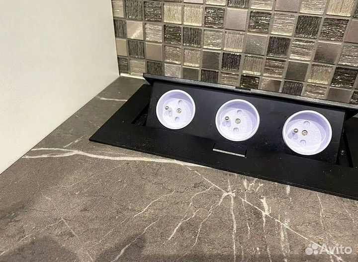 Кухонный гарнитур с доп функционалом