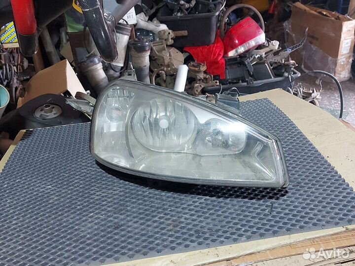 Фара передняя правая LADA Калина дефект