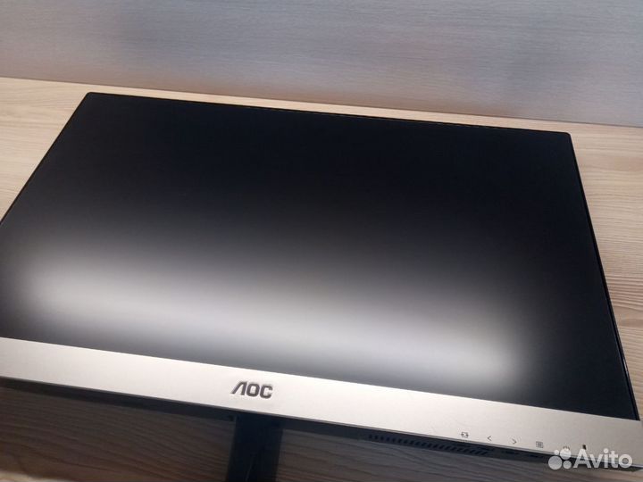 Безрамочный ЖК монитор AOC i2269vwm/iPS