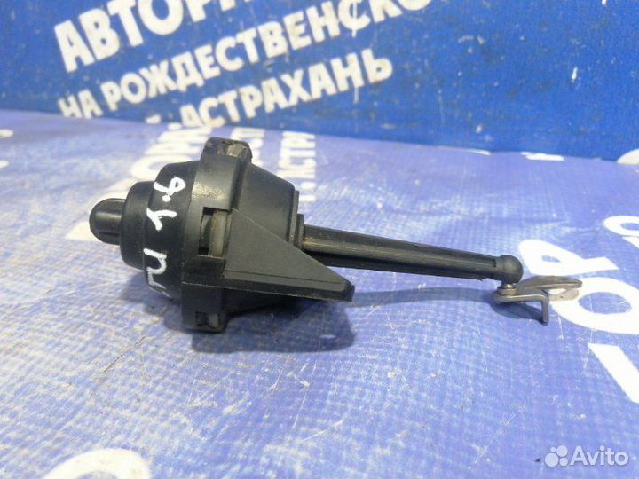 Клапан впускной Chevrolet Lacetti седан F16D3 2007