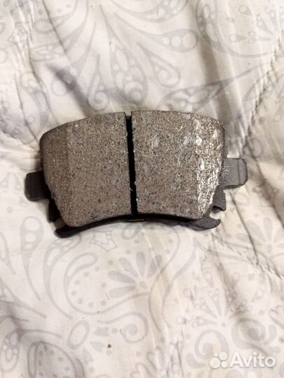 Продам тормозные колодки