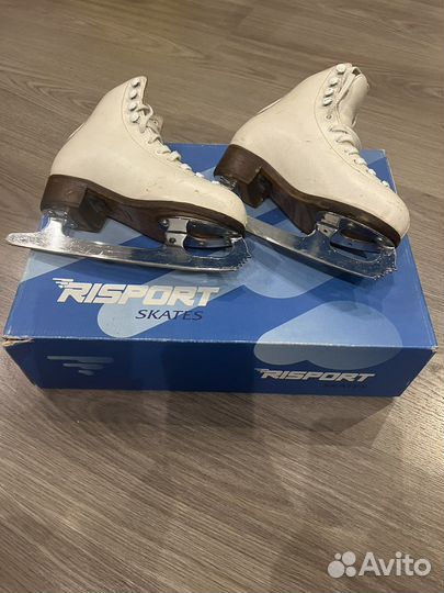 Фигурные коньки risport