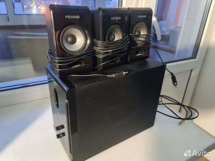 Акустика Microlab M500, 3 колонки