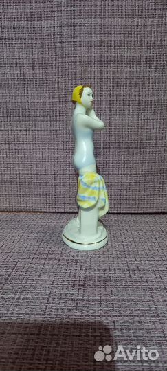 Статуэтк Юная пловчиха, лфз