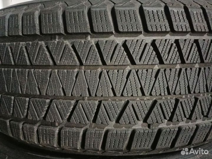 Bridgestone Blizzak DM-V3 255/55 R18