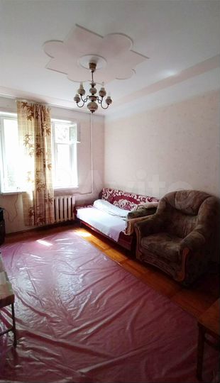 2-к. квартира, 60 м², 1/9 эт.