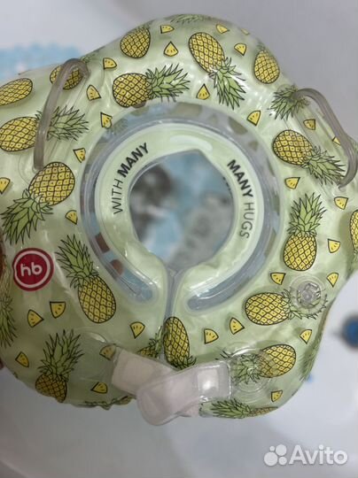 Ванночка для купания и круг на шею