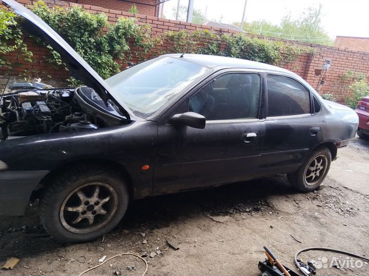 Разборка ford mondeo 1 2,0 MT 1993