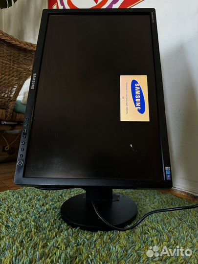 Монитор Samsung 245t