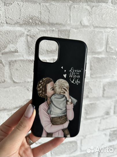 Чехол на iPhone 11