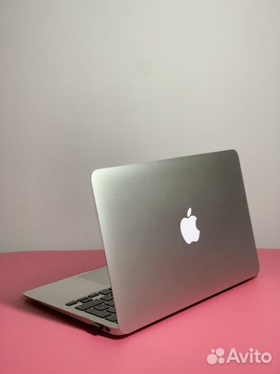 Apple MacBook Air 11 i5 128gb