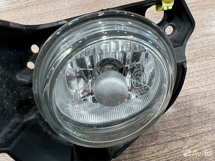 Фара противотуманная левая Mazda 3 BM 2013-2019