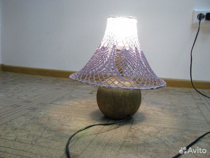 Светильник настольный