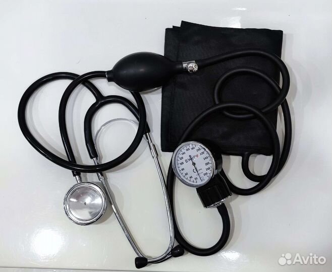 Тонометр механический, автоматический на запястье