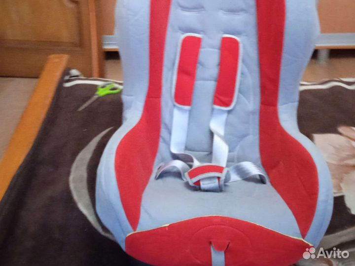 Детское Автомобильное кресло 9-18кг