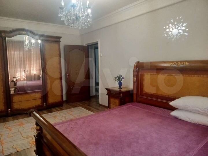 2-к. квартира, 80 м², 7/10 эт.