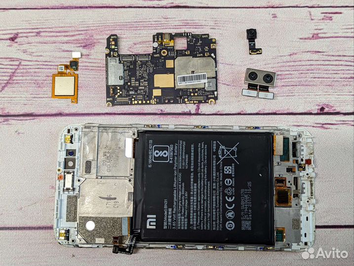 Xiaomi Mi A1 на запчасти