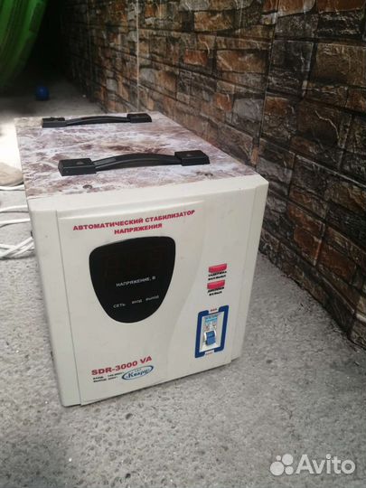 Стабилизатор напряжения