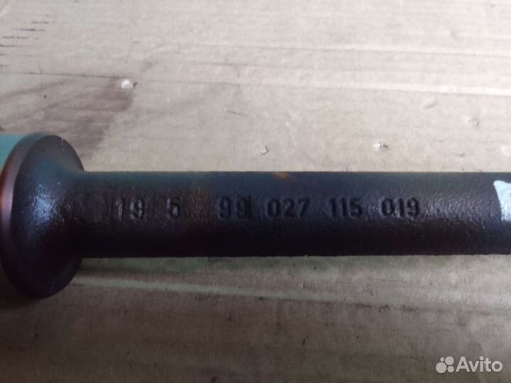 Промежуточный вал 1.8 ARG Volkswagen Passat B5