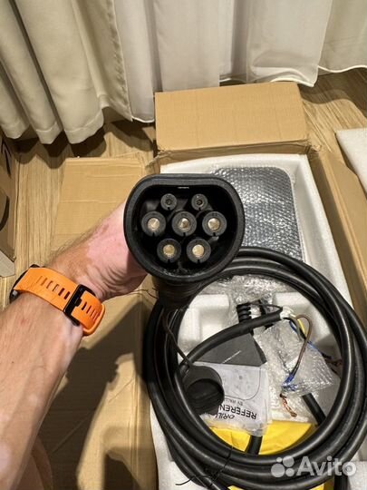 Зарядная станция для электромобилей 22 кВт Type 2