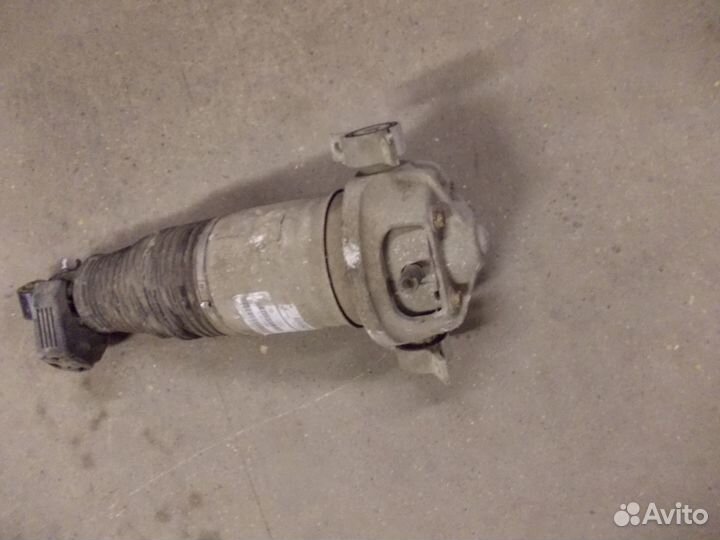 Амортизатор пневмо Audi Q7 2005-2015 7L8616001