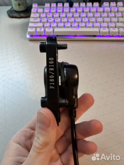 Тормоз гидравлический